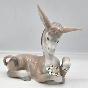 Lladro Donkey in Love Porcelain Figurine 4524 Retired Glossy